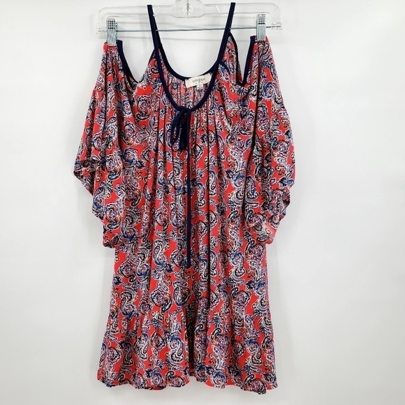 Umgee Cold Shoulder Paisley Print Casual Top - Picture 1 of 9